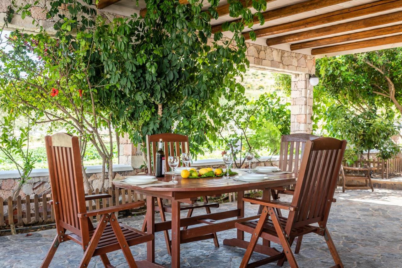 Agioi Anargyroi  Emilia'S Little Farmhouses מראה חיצוני תמונה